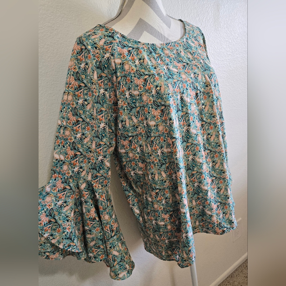 LC Lauren Conrad Sage Green Boho Blouse with Floral Spring Print Size XXL - Picture 5 of 14